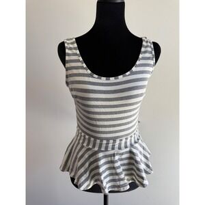 Bebe Grey White Striped Peplum Sleeveless Top Scoop Neck Size Medium